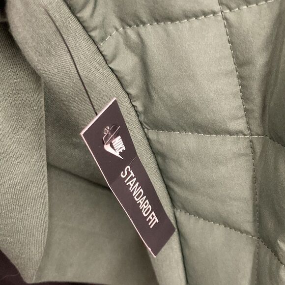 NWT Nike Tech Pack Quilted Crew Winter Sweatshirt Green - Picture 5 of 5